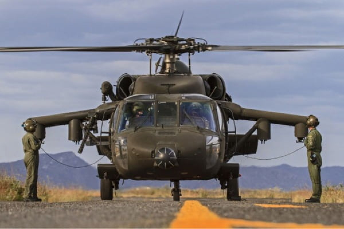 FAB vai pagar quase R$ 300 milhões a empresa dos EUA para manter Black Hawks