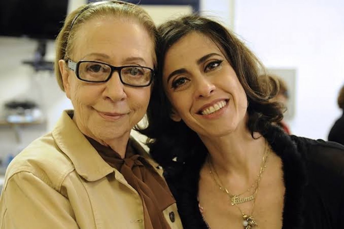 Corrente do bem: Fernanda Torres e Fernanda Montenegro farão apresentações em prol das vítimas das enchentes no Rio Grande do Sul! 