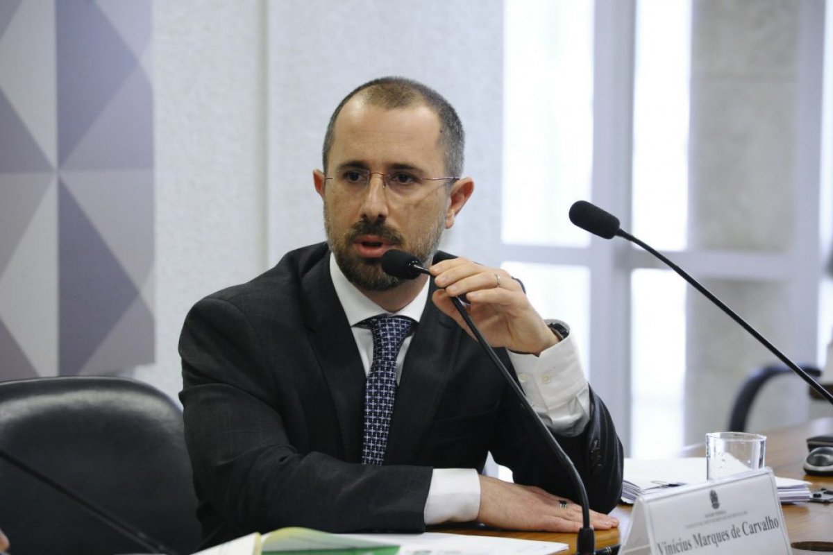 Comissão de Ética da Presidência arquiva pedido para investigar ministro da CGU de Lula