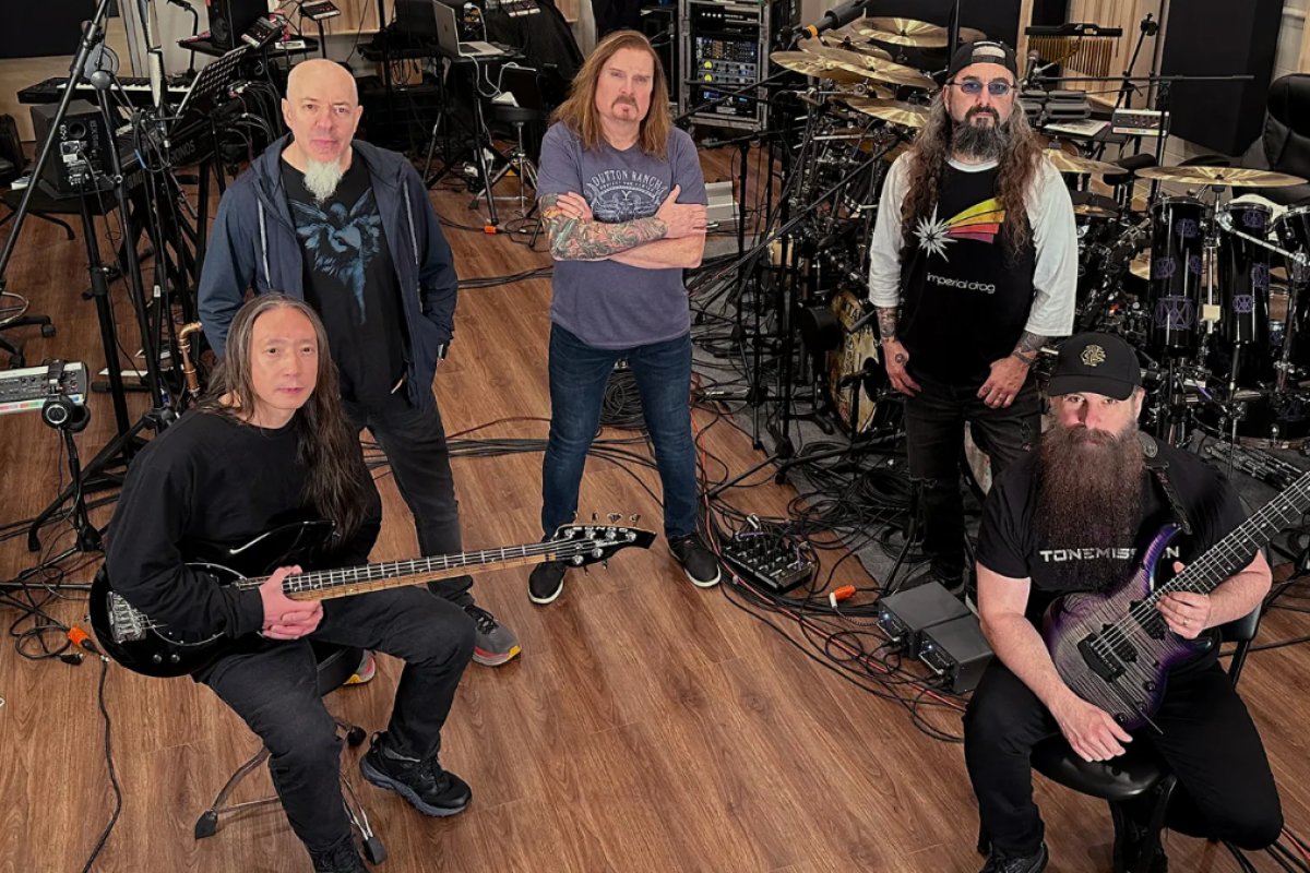 Dream Theater: turnê que celebra 40 anos de história chega ao Brasil em dezembro