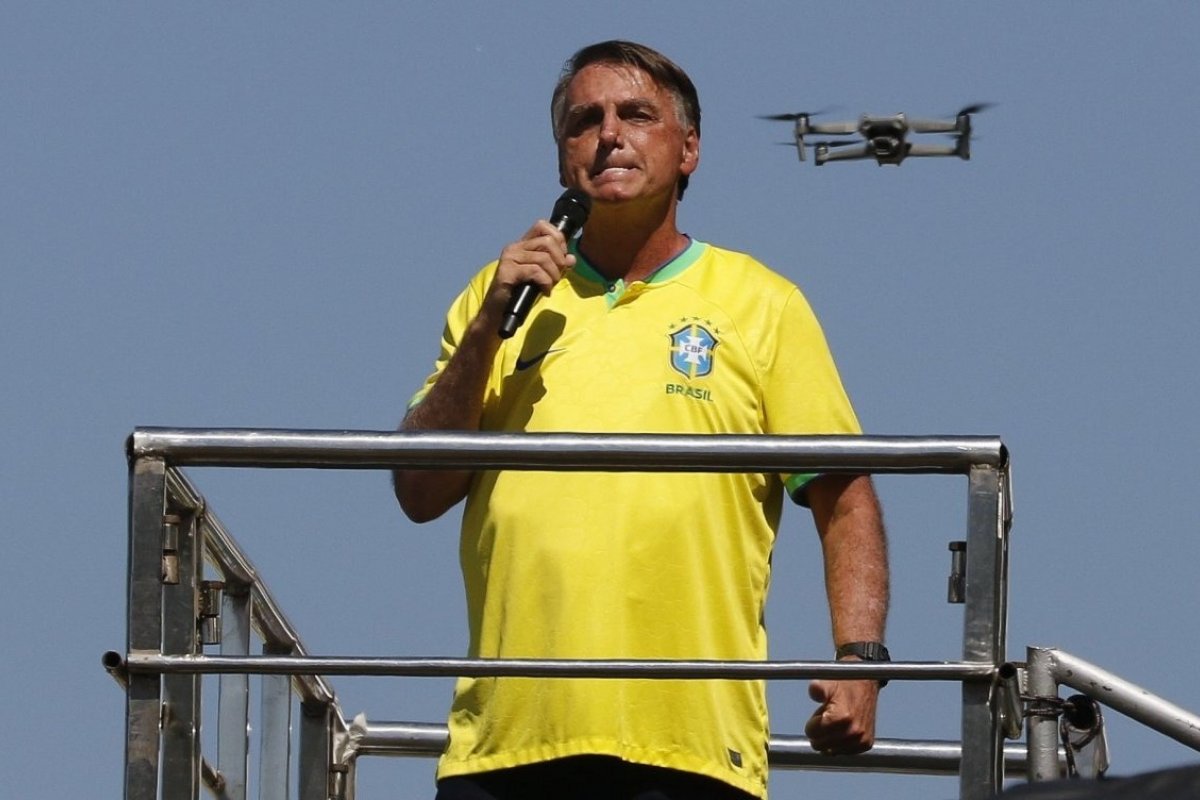 STF rejeita recurso de Bolsonaro contra condenação no TSE por propaganda irregular 