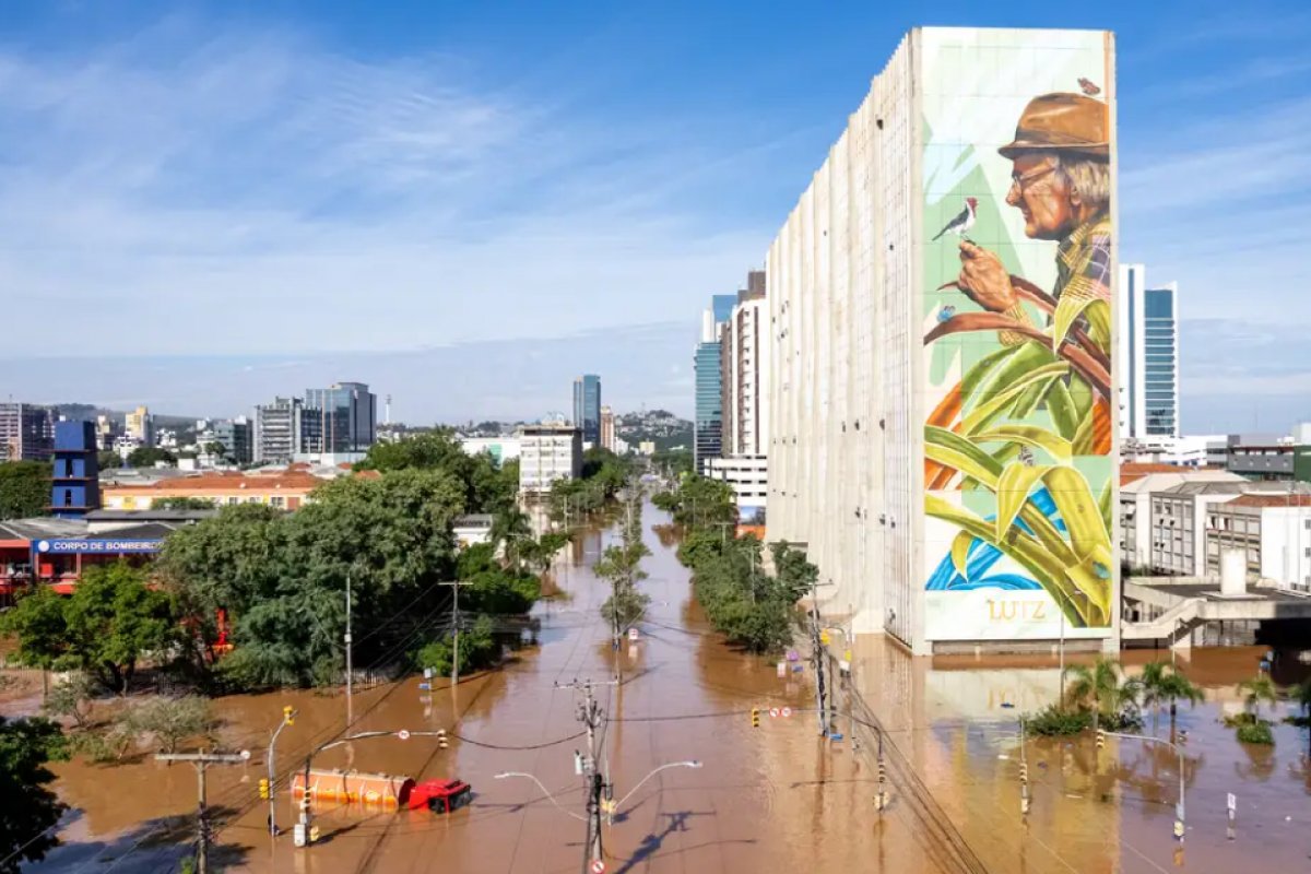 Municípios de Santa Catarina adotam cidades gaúchas afetadas por enchentes