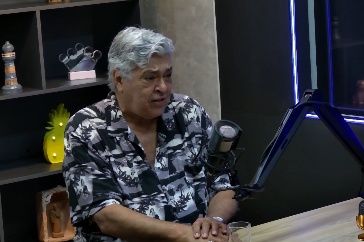 Vídeo: "Da política atual brasileira eu tenho nojo", diz Sidney Magal 