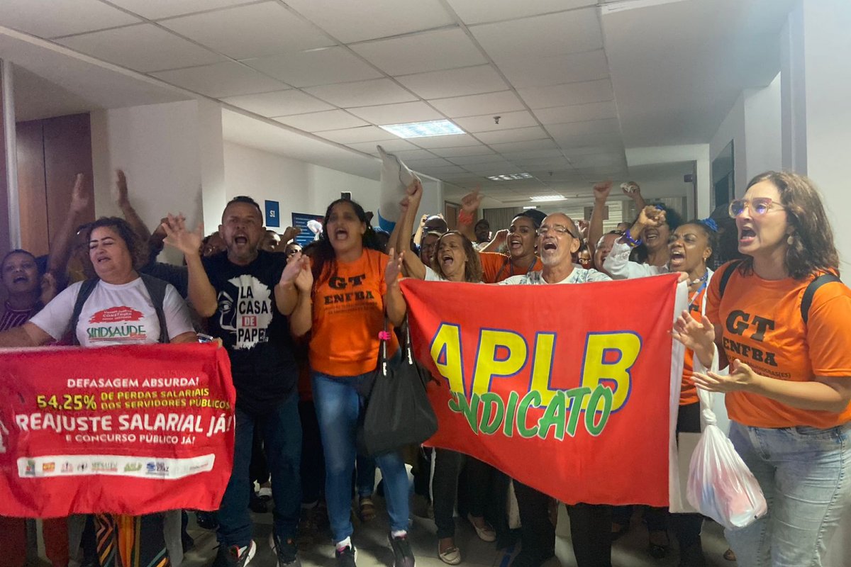 Vídeo: Votação de PL que propõe reajuste para servidores é suspensa na ALBA 