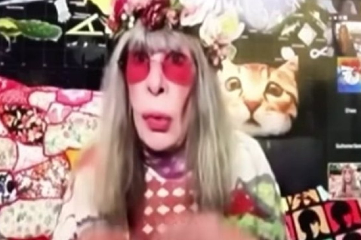 Perfil de Rita Lee  no Instagram celebra o aniversário de Santa Rita de Cássia!