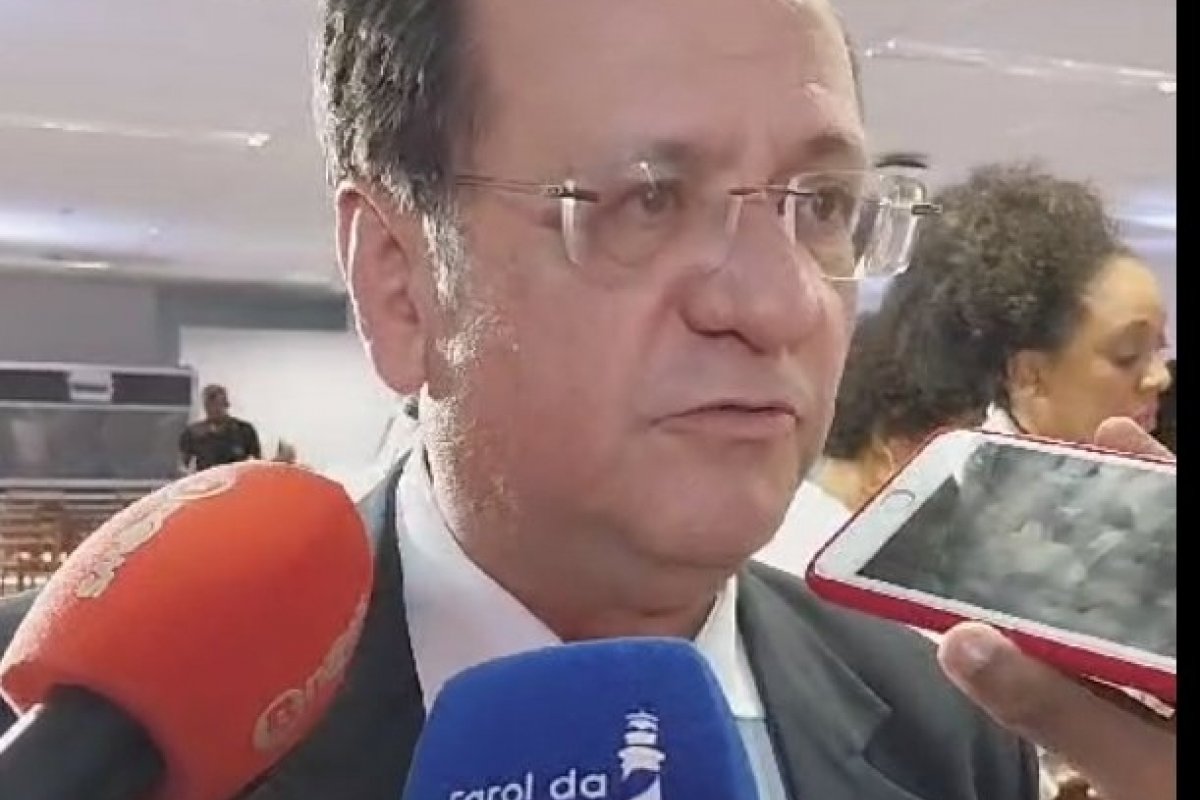 Vídeo: "A chegada do presidente de Benin é um encontro histórico" afirma Maurício Bacelar 