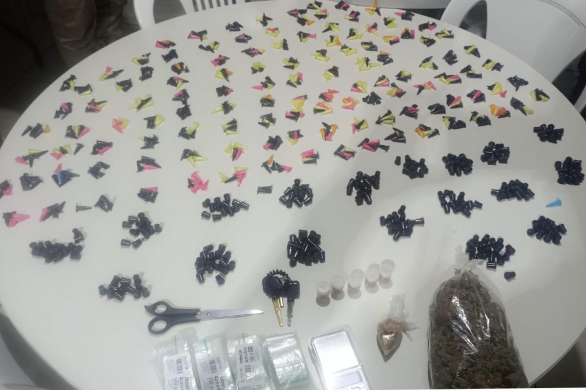 Polícia Militar localiza e recupera moto roubada em Simões Filho 