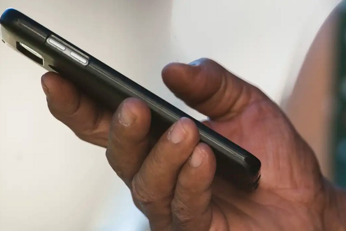 Anatel anuncia novo sistema de alertas de emergência