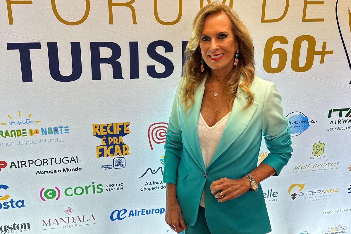 Helô Pinheiro e Bruna Lombardi compartilham inspirações para viagens na maturidade! 