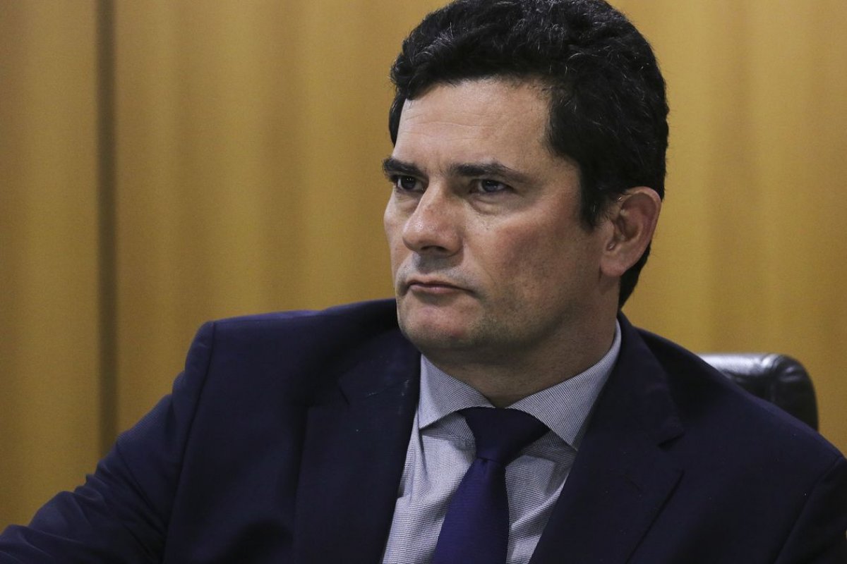 Moro não reconhece autenticidade de mensagens de site