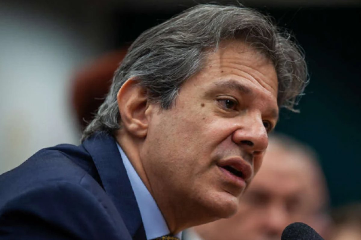 “Em nenhum momento foi cogitado mudar a meta da inflação", afirma Haddad 