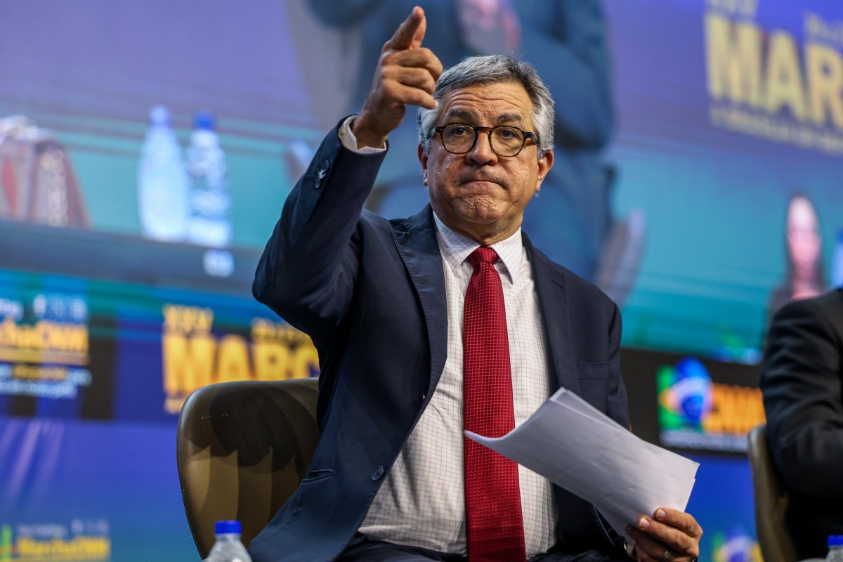 Padilha diz que Governo "não se surpreendeu" com derrotas no Congresso 