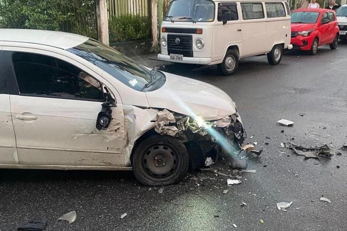 Assaltantes em fuga sofrem acidente em Salvador 