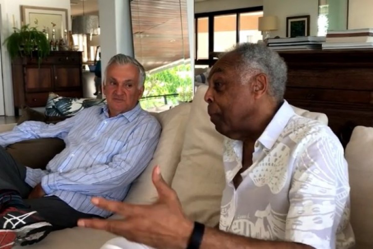 Gilberto Gil declara apoio a pré-candidato do PT a prefeitura