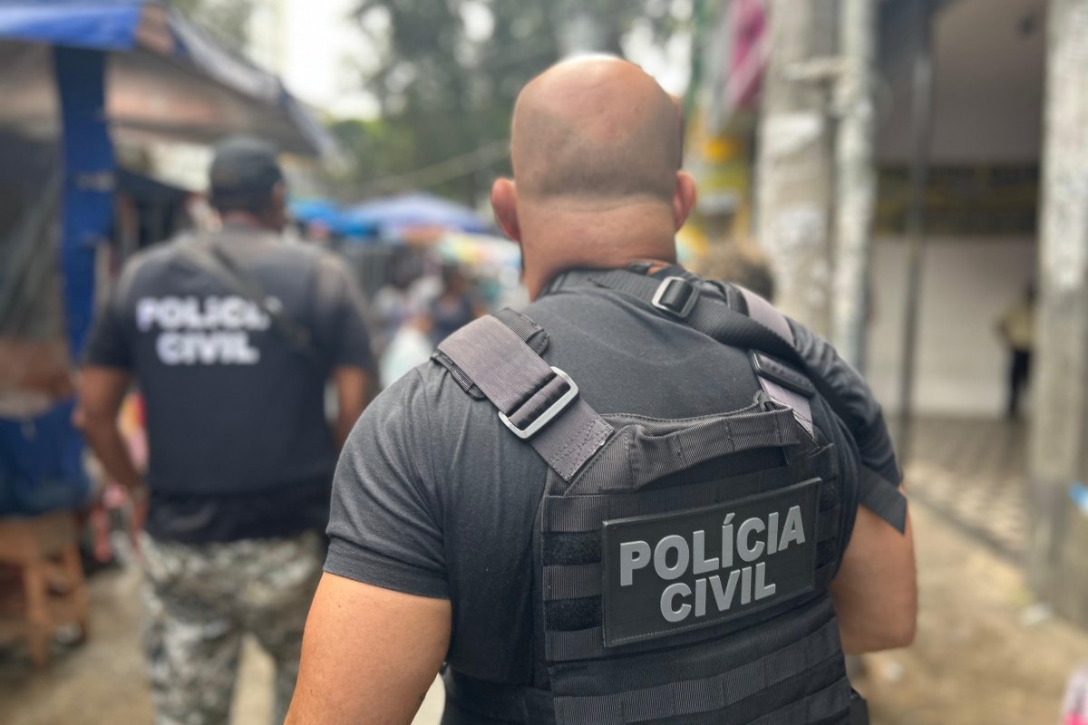 Quatro pessoas são presas acusadas de cárcere privado em Feira de Santana 