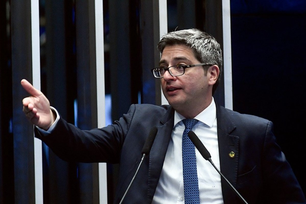 Vídeo: 'Grave', diz Carlos Portinho sobre não envio de todas imagens do VAR ao campo 