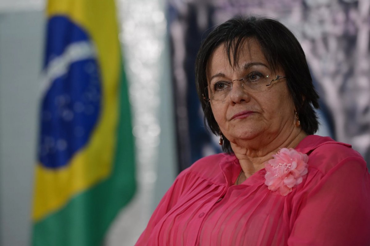 Após ameaças da extrema-direita, Maria da Penha terá proteção do Estado