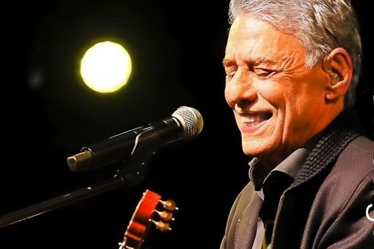 Chico Buarque celebrará a chegada dos 80 anos em Paris! 
