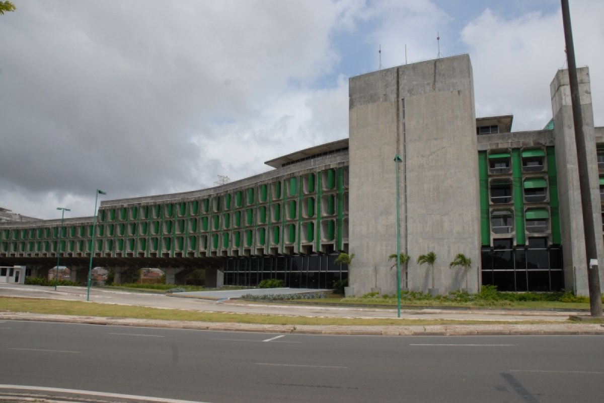 Governo da Bahia divulga tabela de pagamento dos servidores de 2020