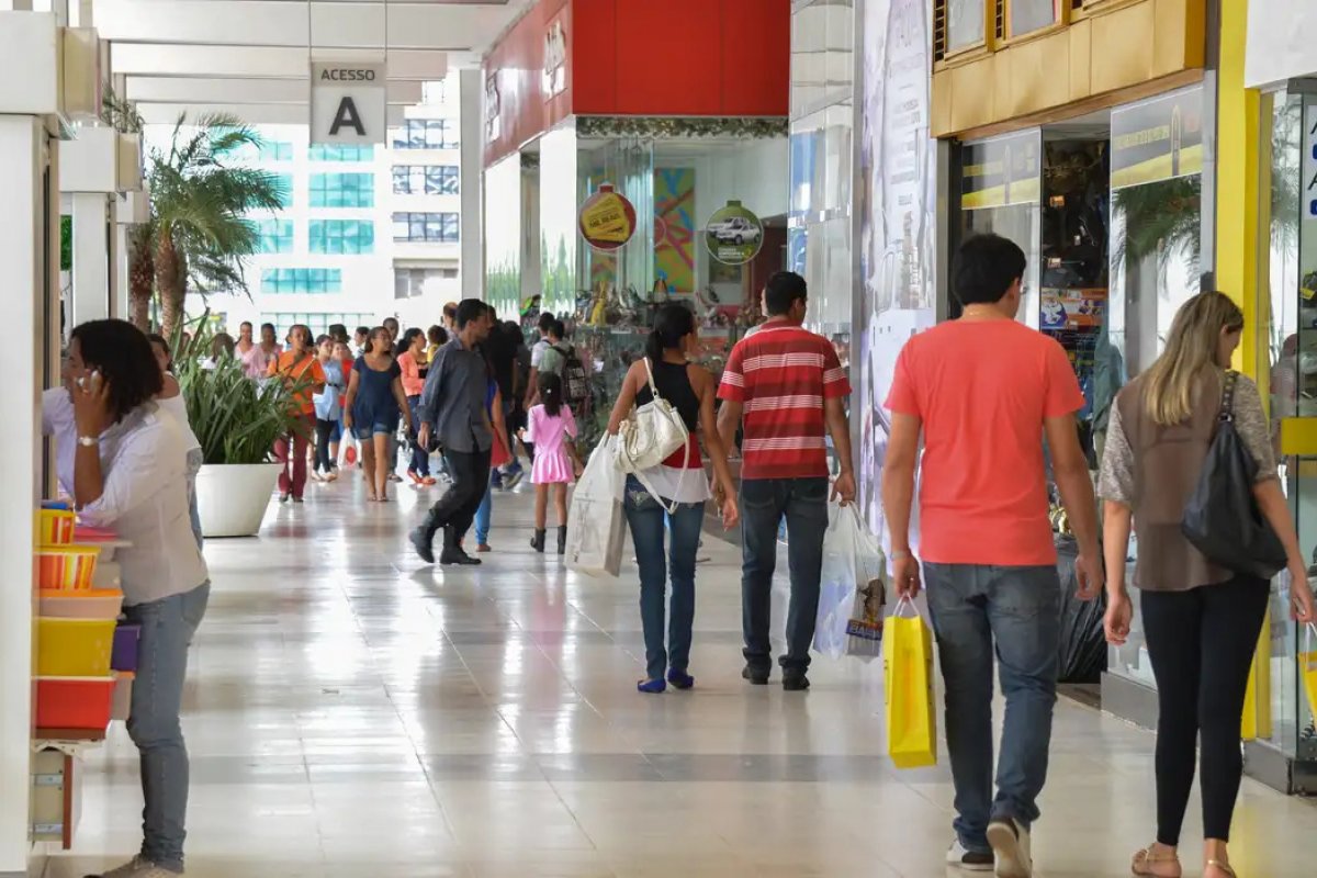 Dia dos Namorados: produtos ligados a data tiveram aumento de 4,14% nos últimos 12 meses