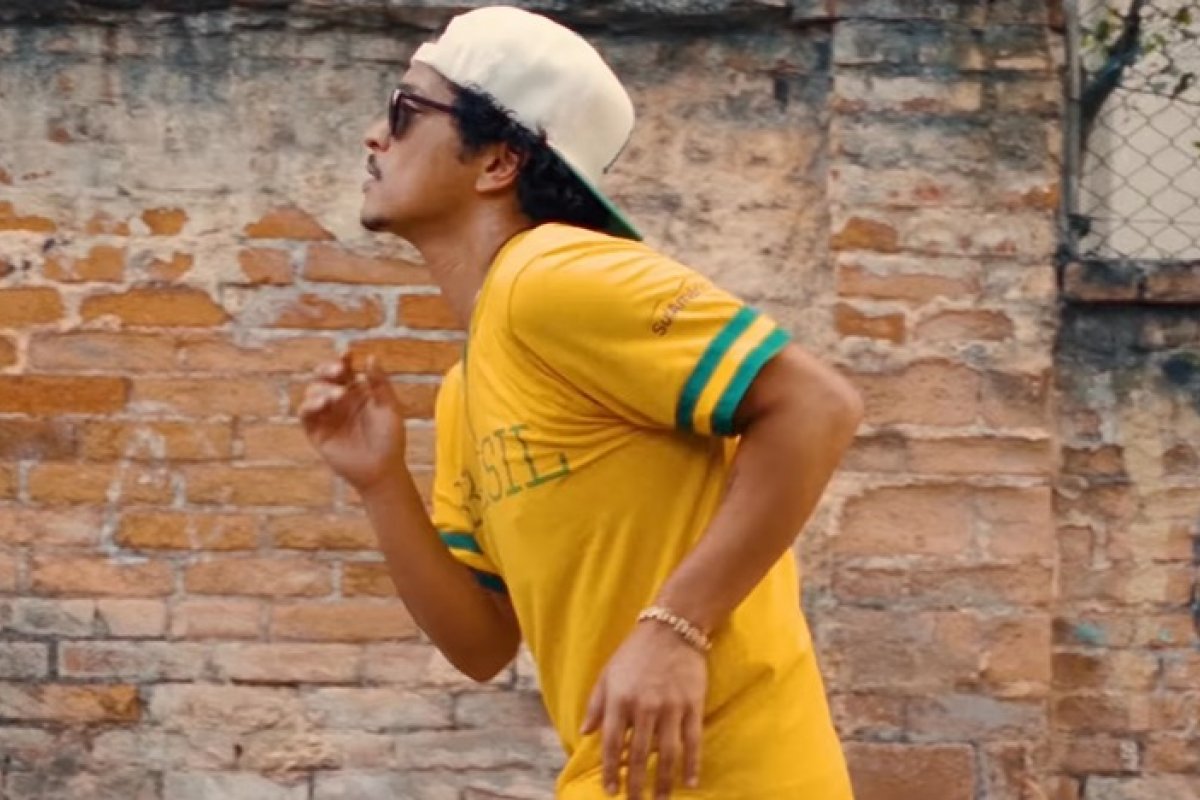 Bruno Mars fará show beneficente no Brasil para ajudar vítimas das enchentes no RS