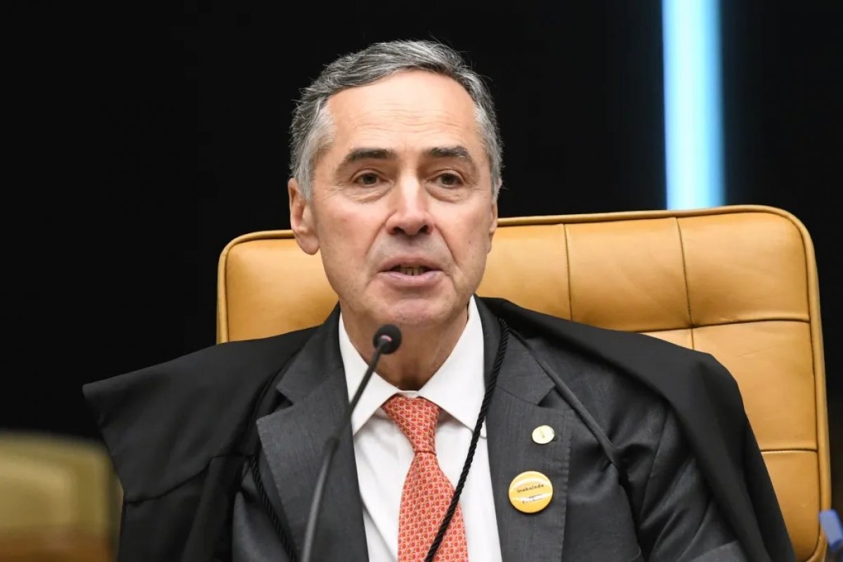Barroso evita falar sobre ‘PL do Aborto’ e diz Congresso é lugar certo para debate 