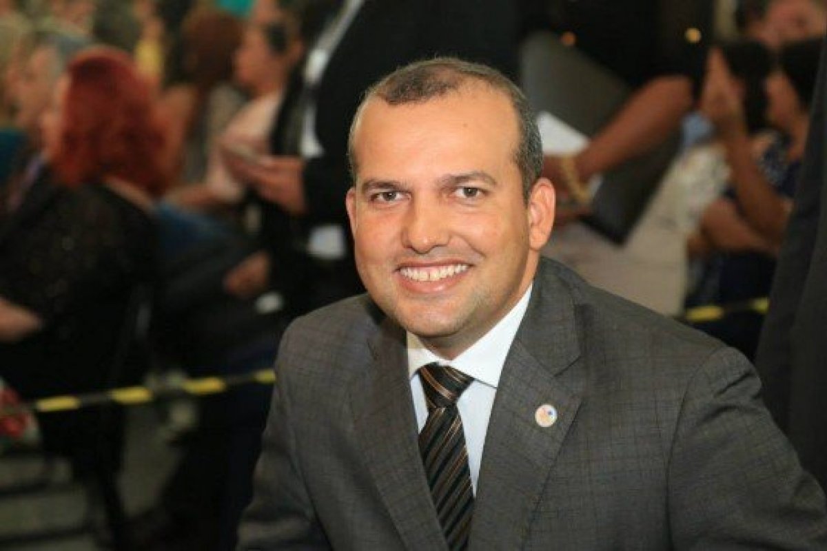 Presidente do Solidariedade, Eurípedes Jr. se entrega à PF após 4 dias foragido
