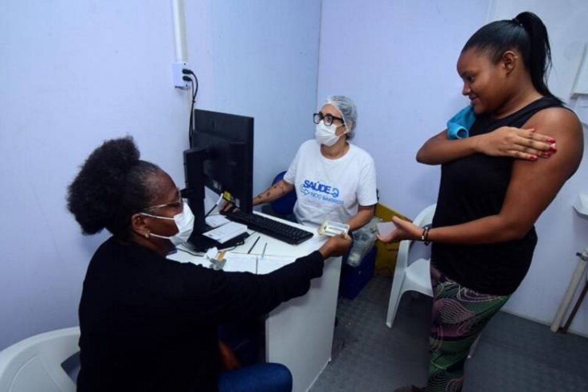 Três localidades de Salvador oferecem serviços médicos gratuitos nesta segunda (17); confira