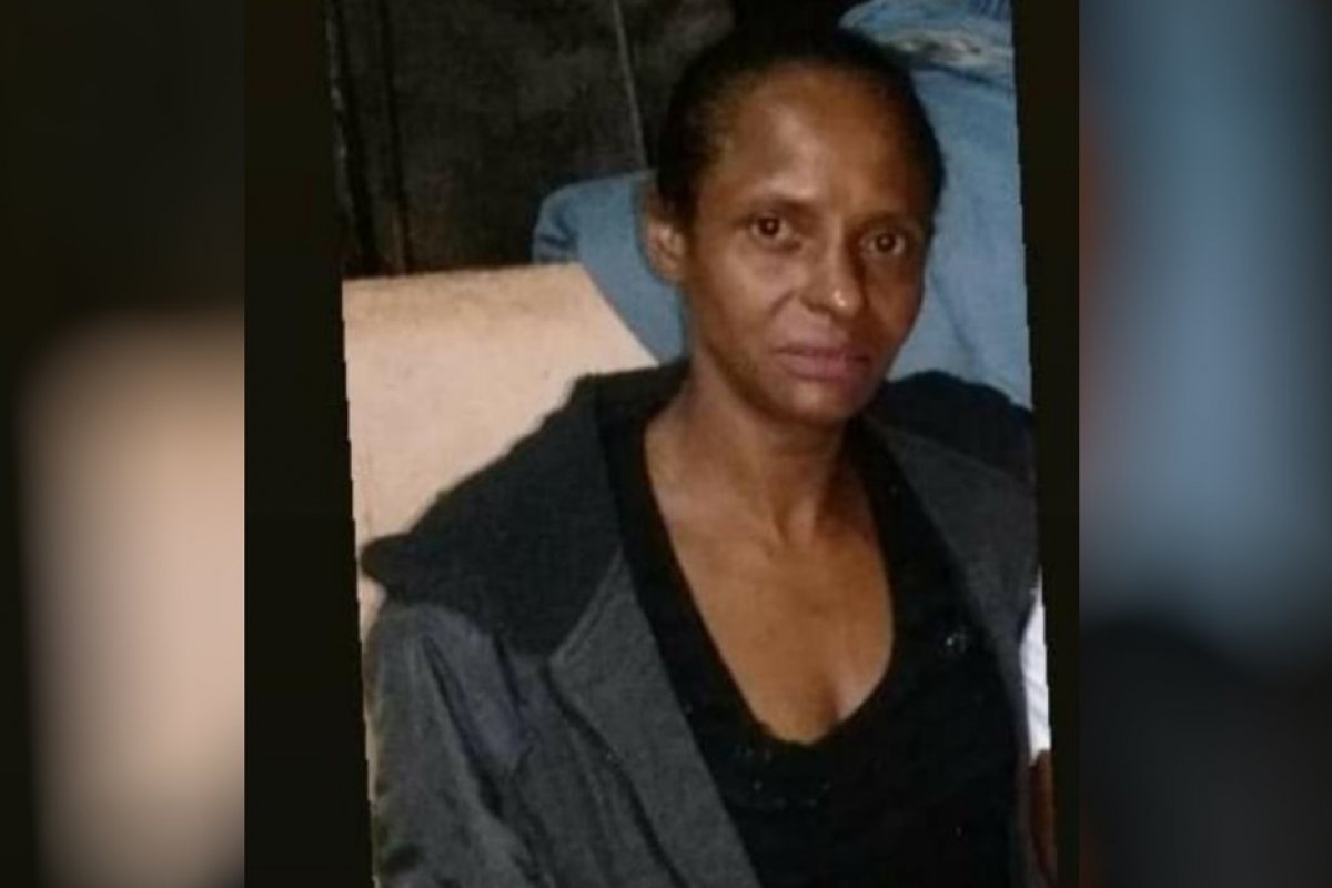Grávida é esfaqueada, escreve o nome do suspeito com o próprio sangue e morre em seguida, diz PM 