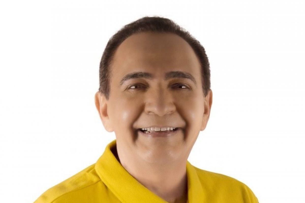 Prefeito de Sta. Rita de Cássia é punido por propaganda autopromocional