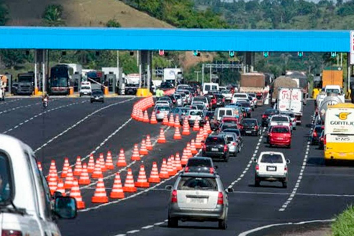 VIABAHIA informa lentidão na BR-324 devido ao fluxo de São João