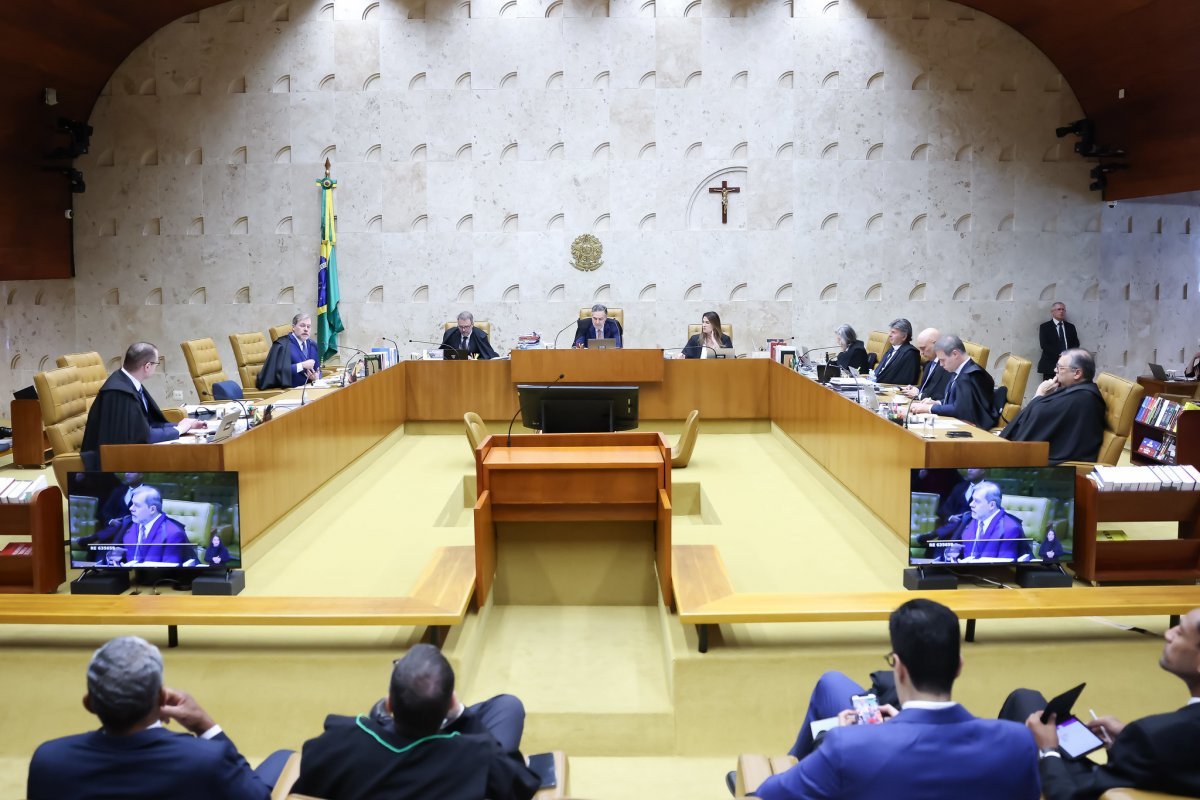 STF tem maioria para descriminalizar porte de maconha e diferenciar traficante de usuário