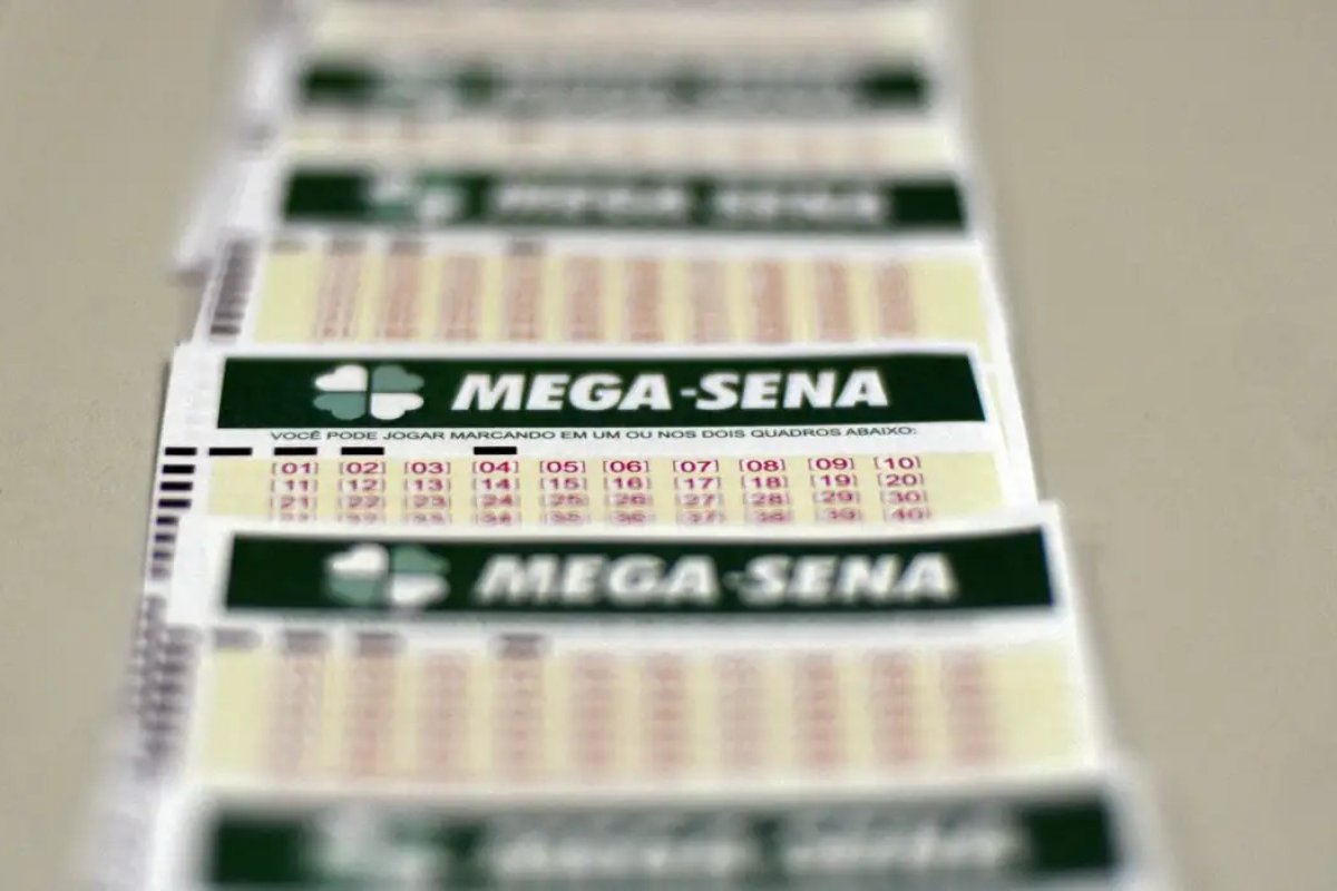 Mega-Sena acumula novamente e prêmio vai a R$ 110 milhões