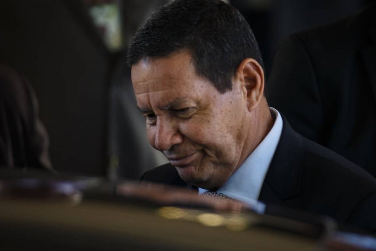 Para a preservação da Amazônia, Mourão admite aceitar dinheiro de países ricos 