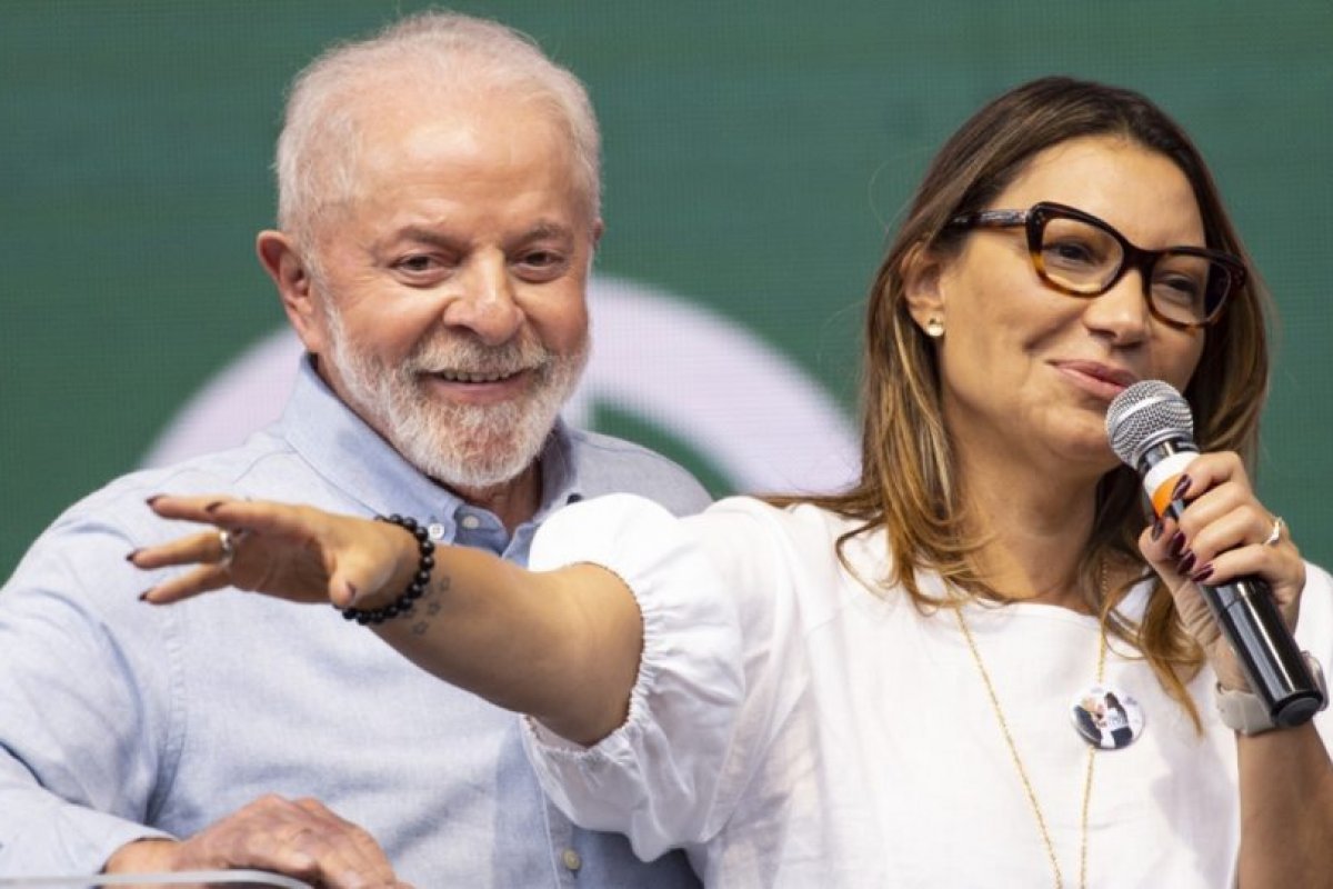 Lula diz que está bem de saúde: “Me sinto menino, pode perguntar à Janja”