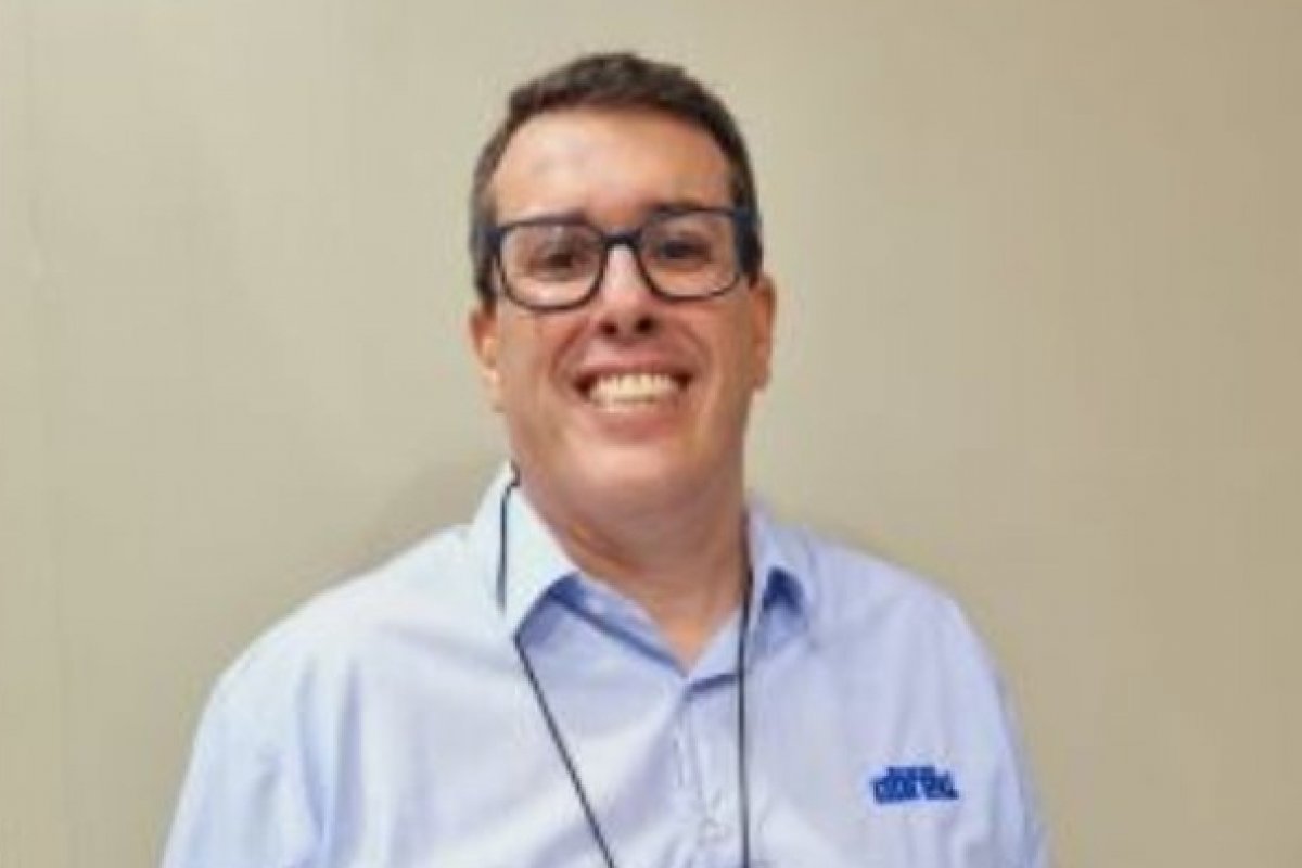 Abreu anuncia promoção de André Bernardes ao cargo de diretor comercial B2B! 