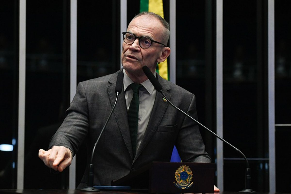 Após três temporadas de queimadas devastadoras no pantanal, Senado aprova projeto de manejo do fogo