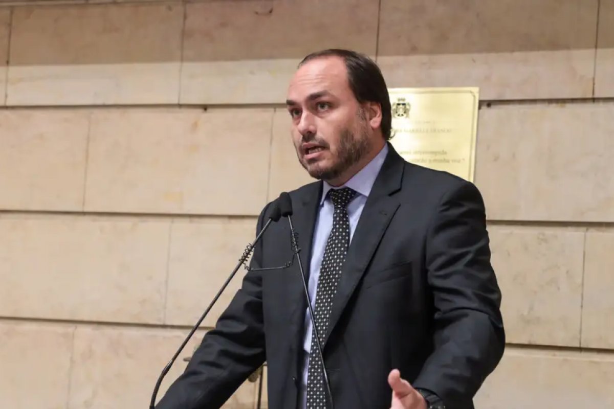 Carlos Bolsonaro foi alvo de quebra de sigilo em investigação do caso Marielle