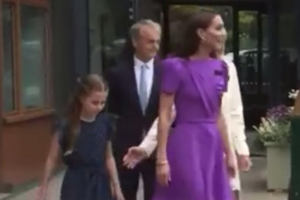 Kate Middleton é aplaudida em final de Wimbledon  