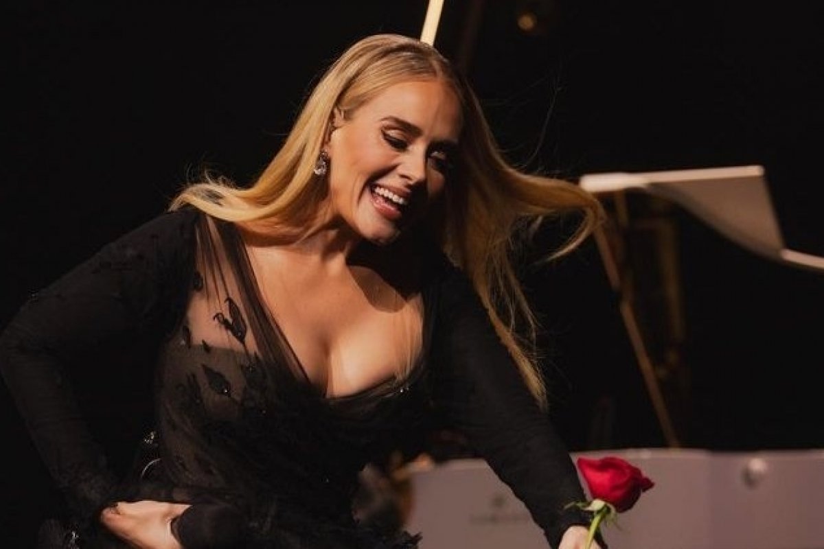 Adele anuncia pausa na carreira! 