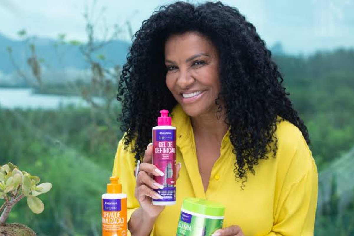Sucesso: Beleza Natural completa 31 anos e se consolida como a maior rede brasileira especializada em cabelos crespos! 