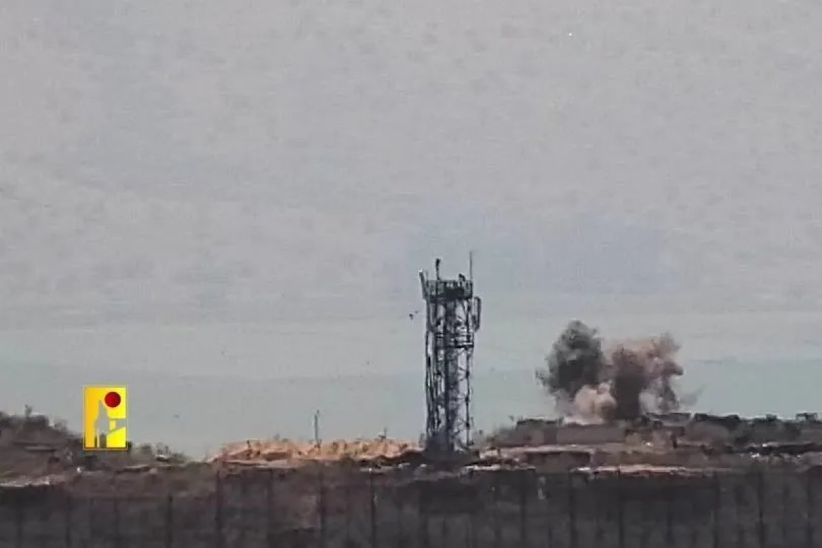 Exército de Israel realiza ataques noturnos contra o Líbano em retaliação a bombardeio fatal