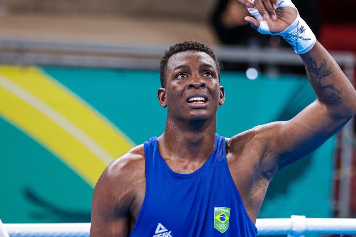 Paris 2024: Keno Marley dá show e estreia com vitória no boxe sobre britânico