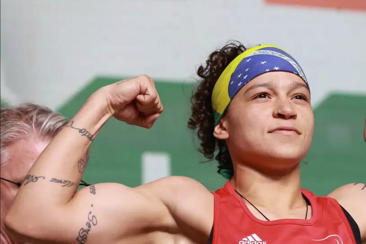 Olimpíadas: Bia Ferreira enfrenta estadunidense nesta segunda-feira (29)