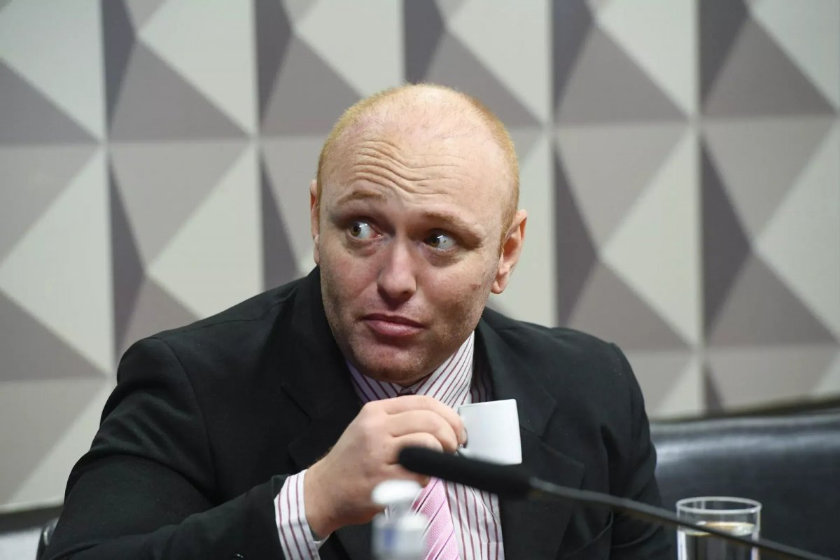 Hacker Walter Delgatti é condenado por calúnia contra Bolsonaro
