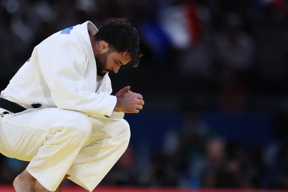 Judoca Rafael Macedo leva terceira punição e perde bronze