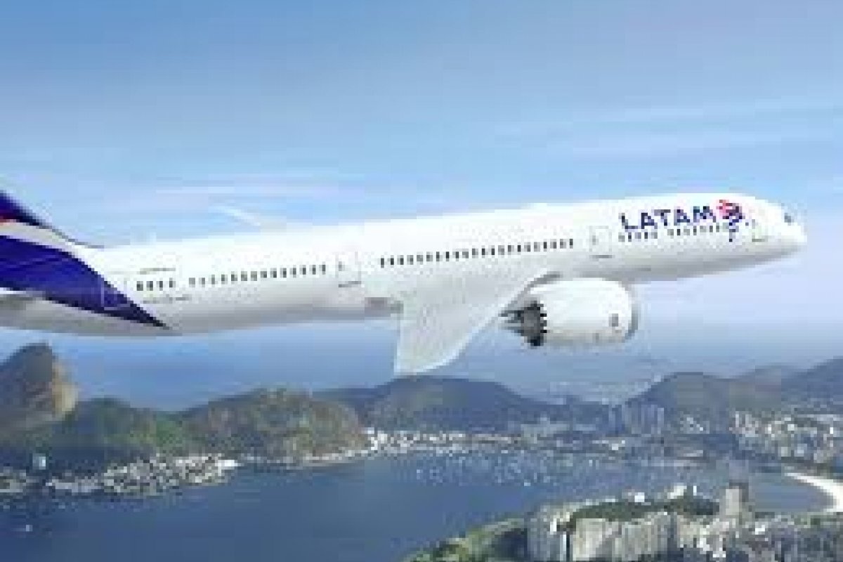 Latam encerra parceria  com a American Airlines