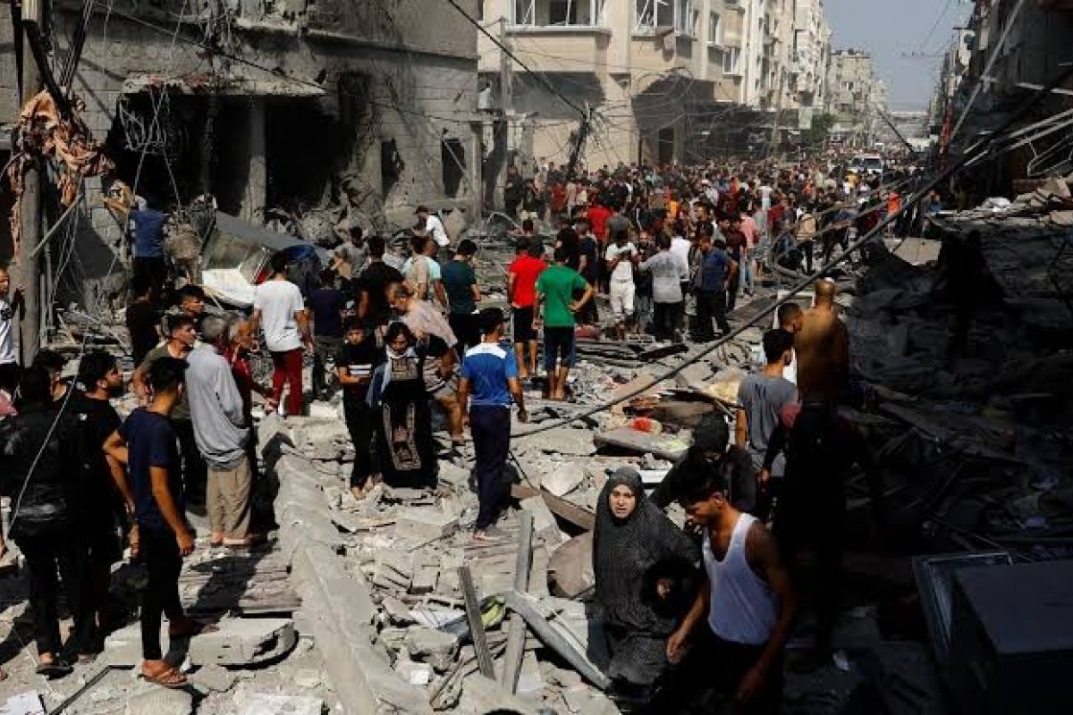 Israel atinge escolas e complexo hospitalar em Gaza após fracasso em negociações; 44 são mortos 