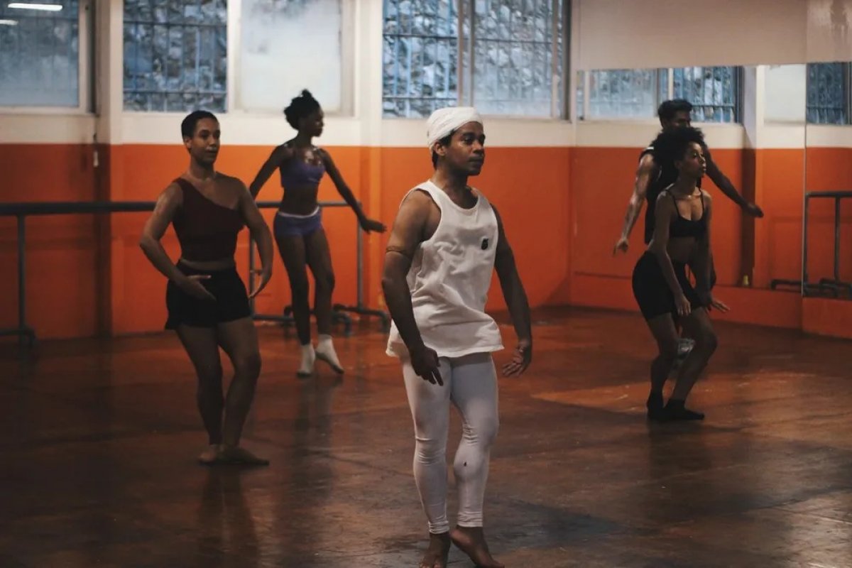 Escola de Dança da UFBA abre inscrições para curso de extensão gratuito 