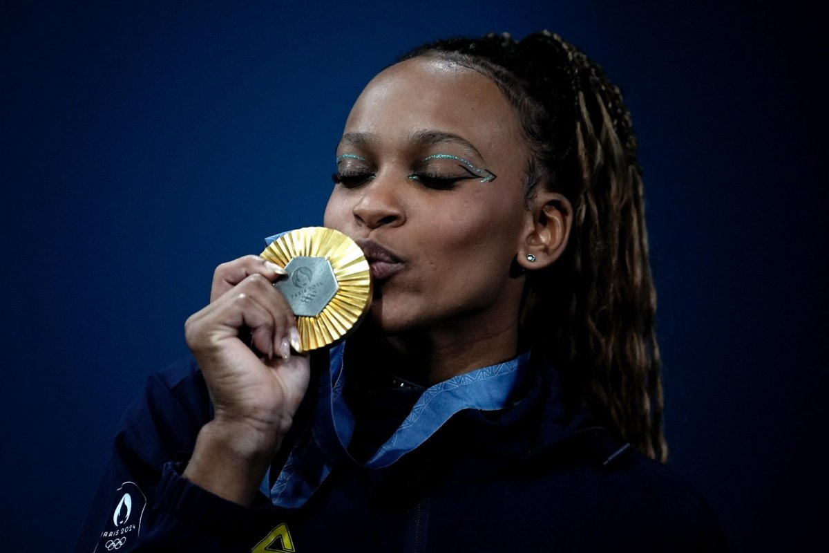 Rebeca Andrade será homenageada com a Medalha Tiradentes, no Rio